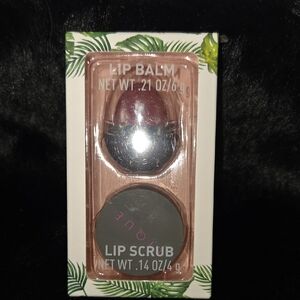 Vogue Purple Lip Balm & Scrub Set